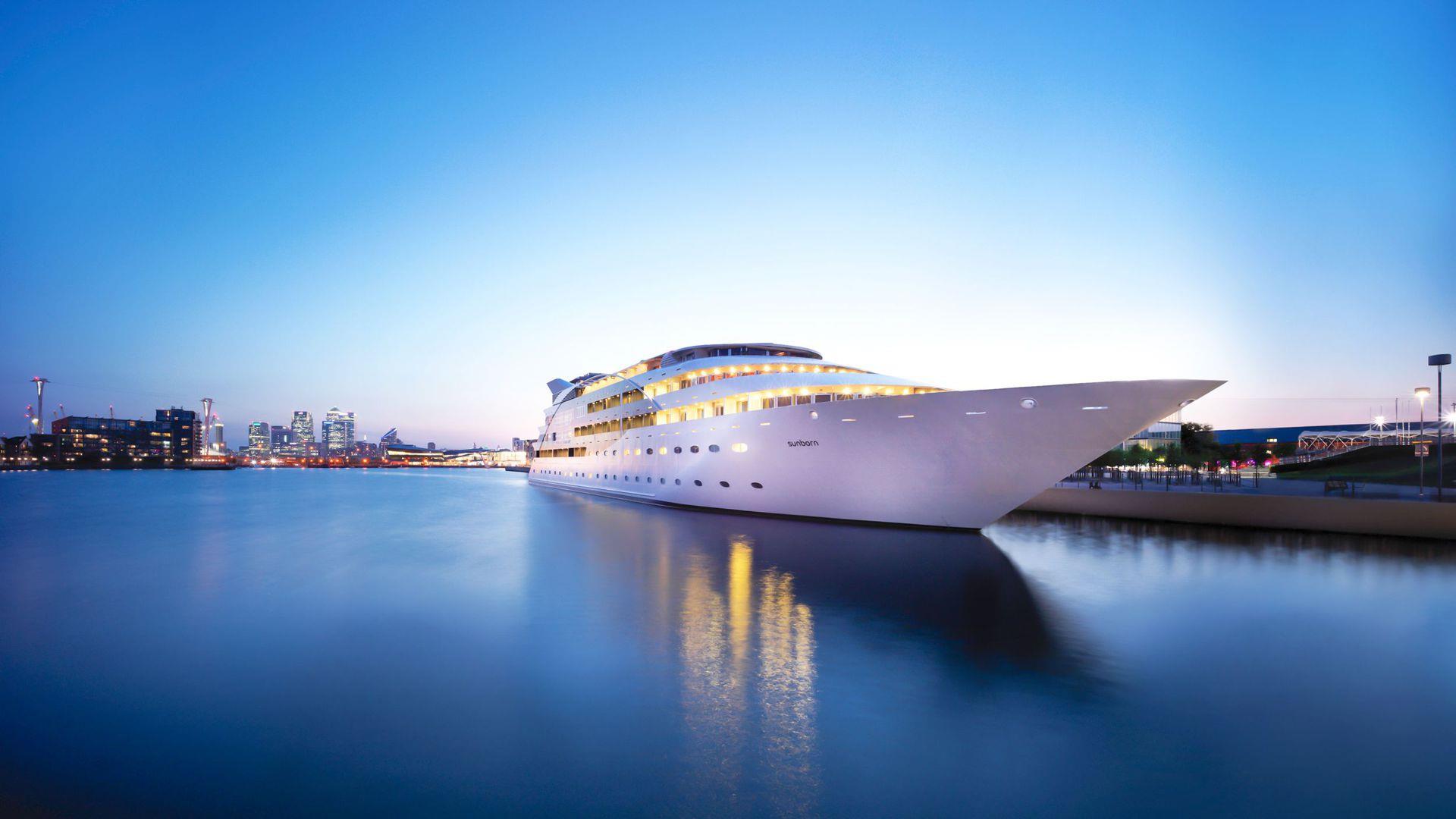 The Sunborn London is a yacht hotel, floating in the Royal Docks in London's Docklands.