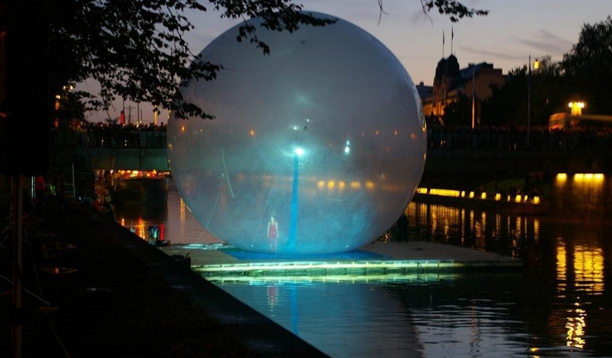 Music of the Spheres is a dazzling show that will capture your imagination.