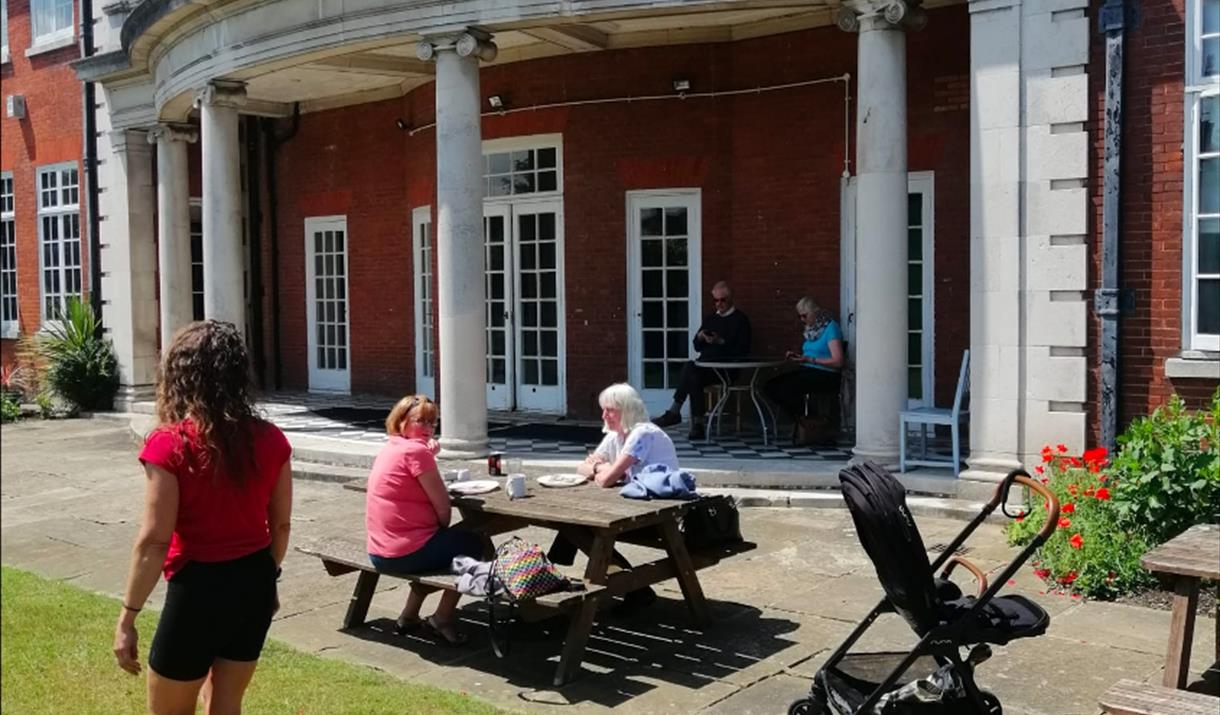 Shrewsbury House and people, Shooters Hill