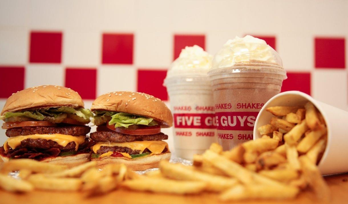 Five Guys The O2 serves Scottish beef burgers made with fresh toppings together with hand cut fries and milkshakes. Five Guys The O2 serves Scottish beef burgers made with fresh toppings together with hand cut fries and milkshakes.